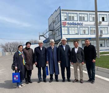 Тойбосс Посещение завода «Тойбосс» Азирети Муфтием